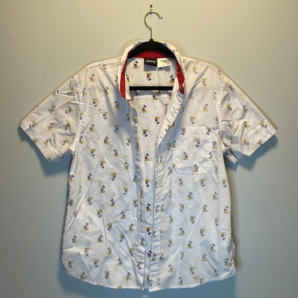 Disney size L Mens Mickey Mouse button down.
